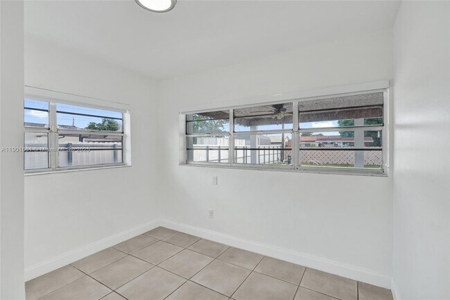 Building Photo - 5750 NW 111th St