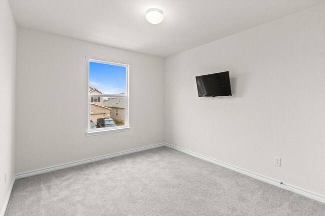 Building Photo - 547 Deer Crest Dr