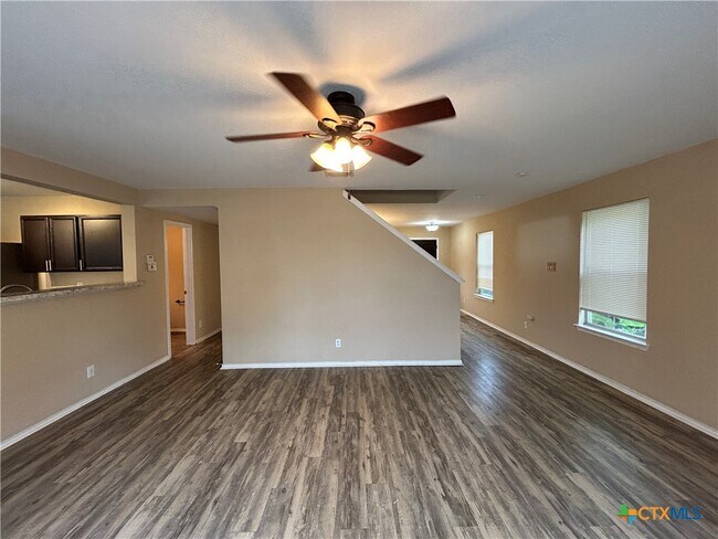 Building Photo - 381 Copper Path Dr