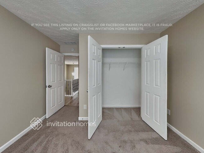 Building Photo - 110 Parkway Dr