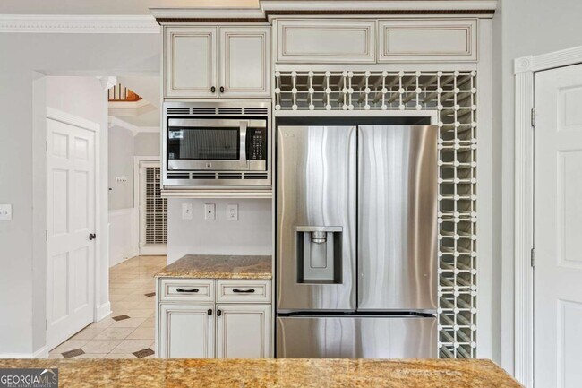 Building Photo - 1578 Lincoln Ave SE