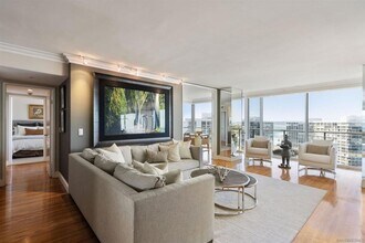 Building Photo - Spectacular Penthouse with Ocean and Bay V...
