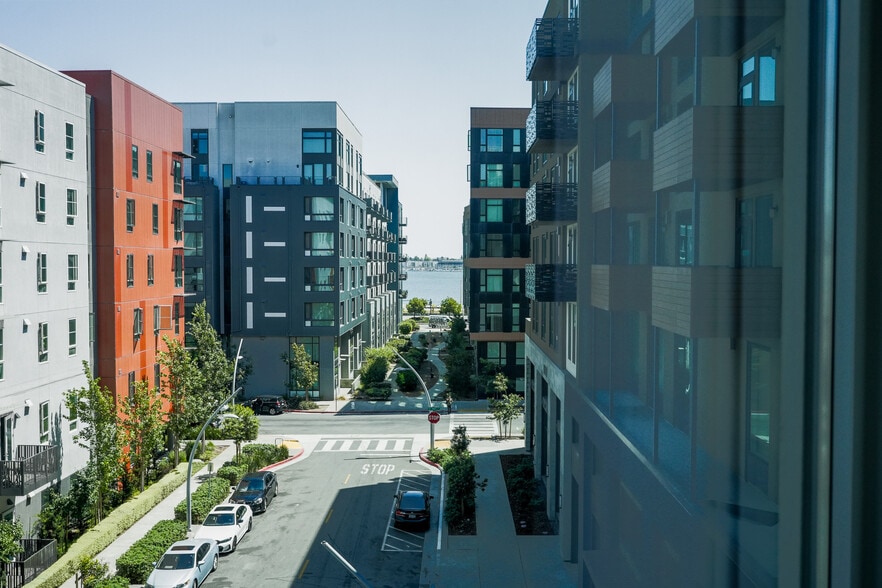 Building Photo - 260 Brooklyn Basin Wy