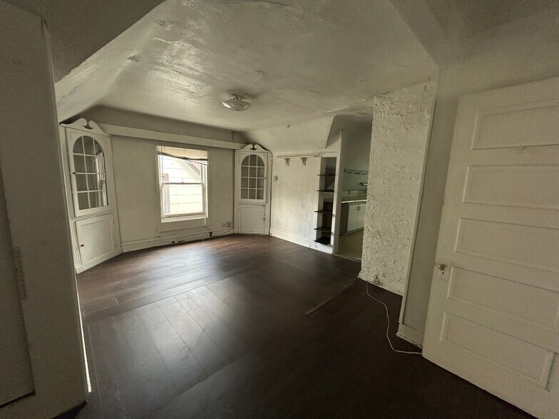 Living Room - 110 S Blair St