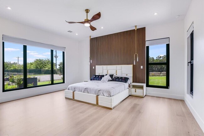 Building Photo - 1806 Lauren Dr