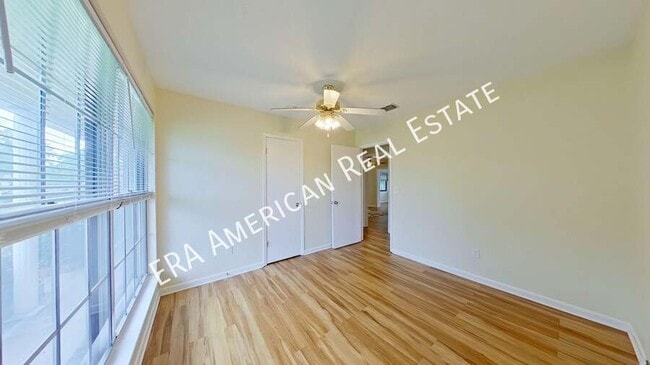 Building Photo - 1111 Coral Dr