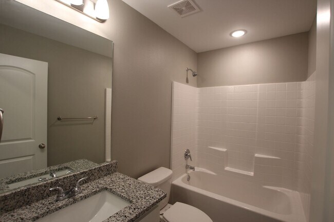 Building Photo - 6318 Villa Rosa Way