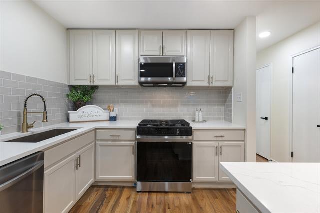 Building Photo - 10230 Newcombe Dr