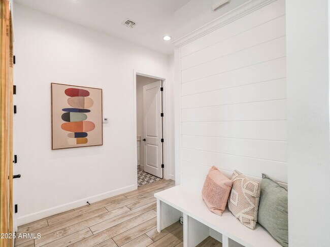 Building Photo - 28143 N QUINTANA Pl