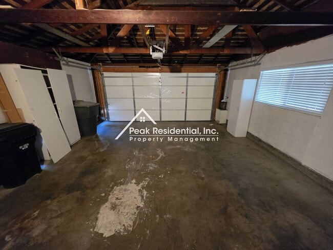Building Photo - Very Nice 3bd/1.5ba House!