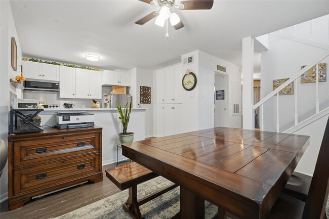 Building Photo - 18617 Egret Bay Blvd