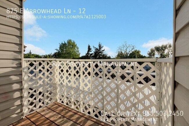 Building Photo - 875 E Arrowhead Ln