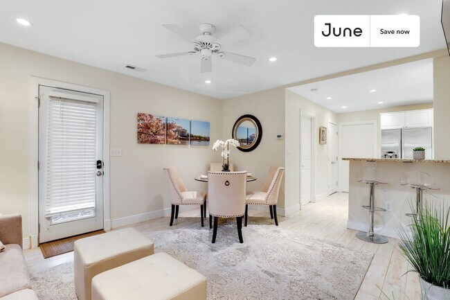 Building Photo - 1845 Burke St SE