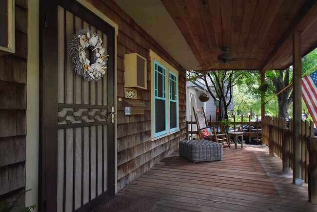 Front Porch - 220 Corona Ave