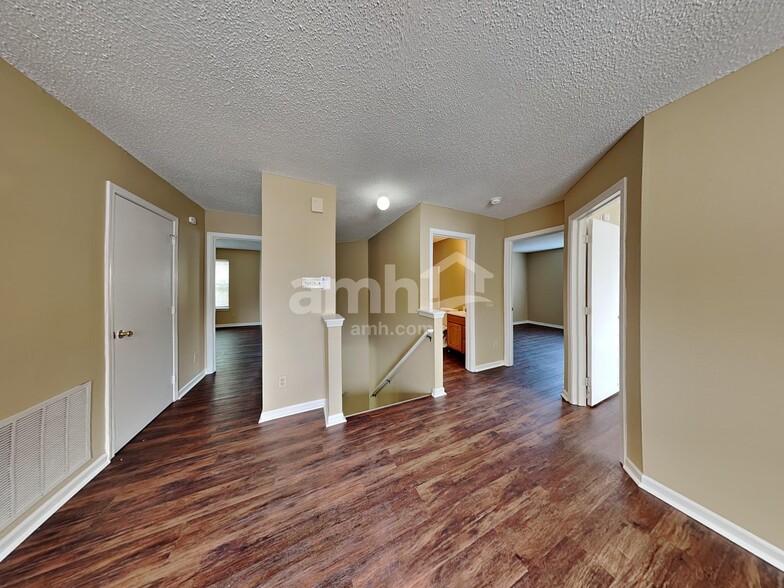 Building Photo - 7582 Royal Fern Ln