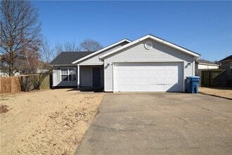 Building Photo - 803 SW Krug Rd