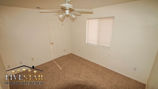 Building Photo - House for Rent on 4938 Shorebird Drive