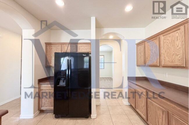 Building Photo - 4Bed/2.5Bath House at Litchfield/Greenway! Move-In Ready on 08/06/2026!