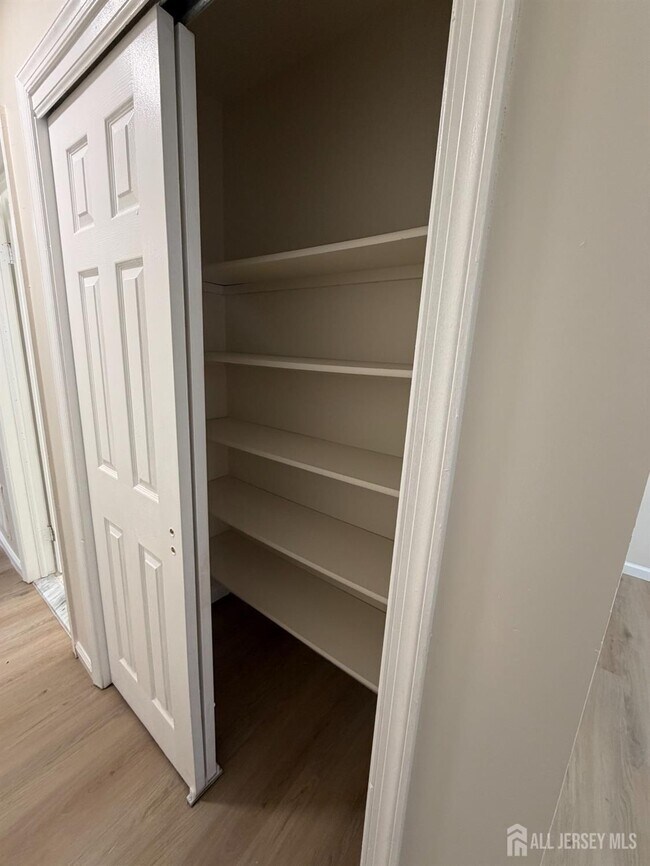 Building Photo - 32 Columbus Dr