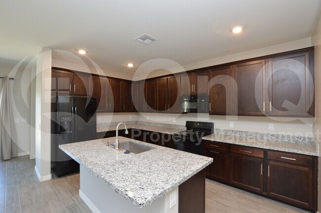 Building Photo - 367 E Kona Dr