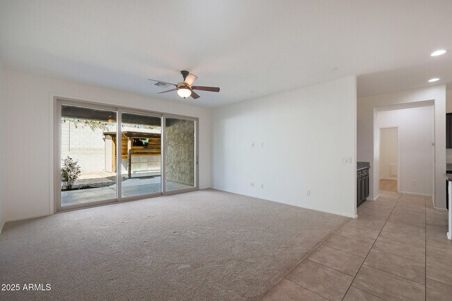 Building Photo - 27194 N Skipping Rock Rd