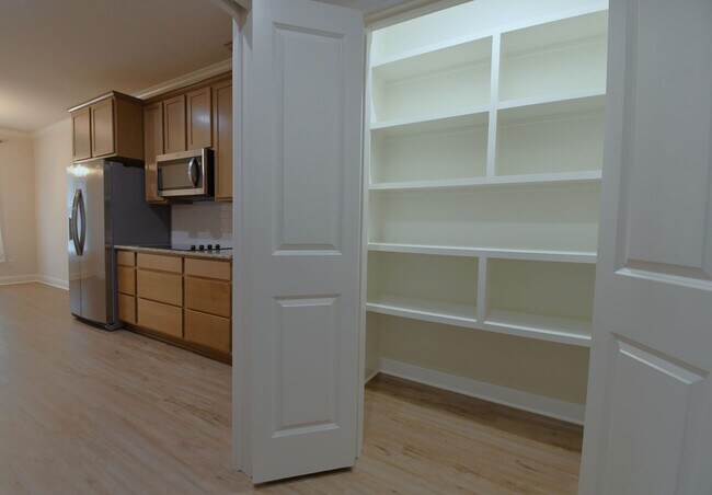 Building Photo - 6067 Hamilton Mdws Wy
