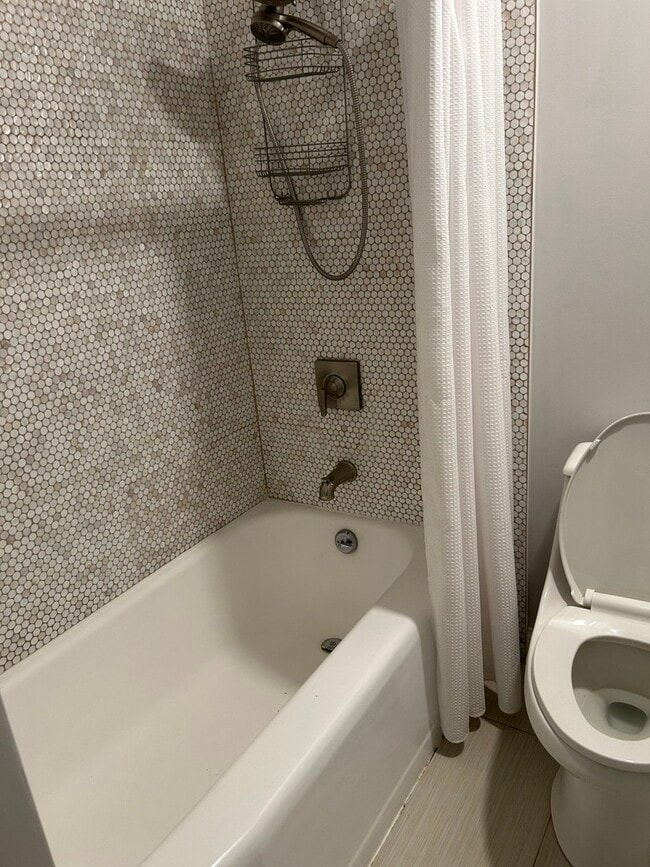 Building Photo - 867 Auburn Ct