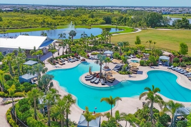 Building Photo - 3279 Hilltop Cir