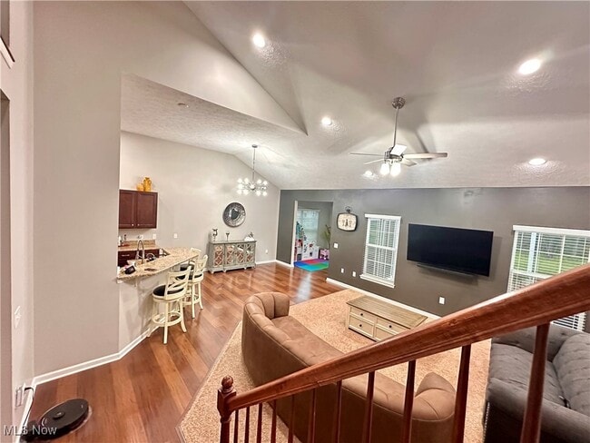 Building Photo - 10456 Dogwood Dr