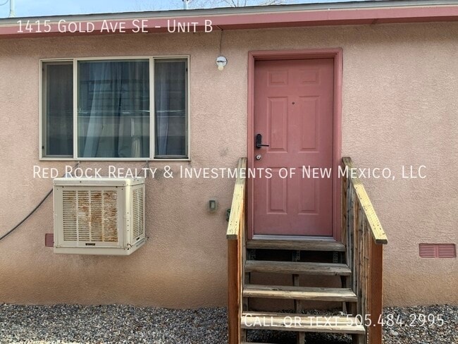 Building Photo - 1415 Gold Ave SE