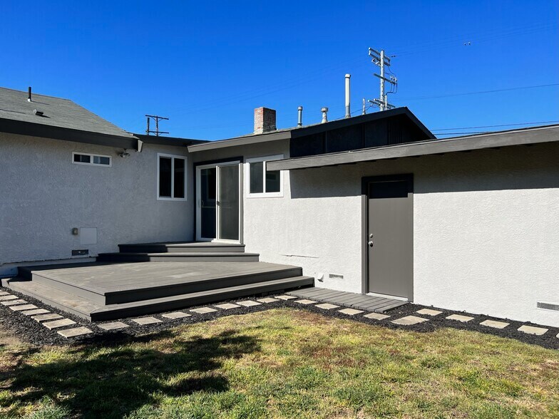 Building Photo - 4364 Toland Way