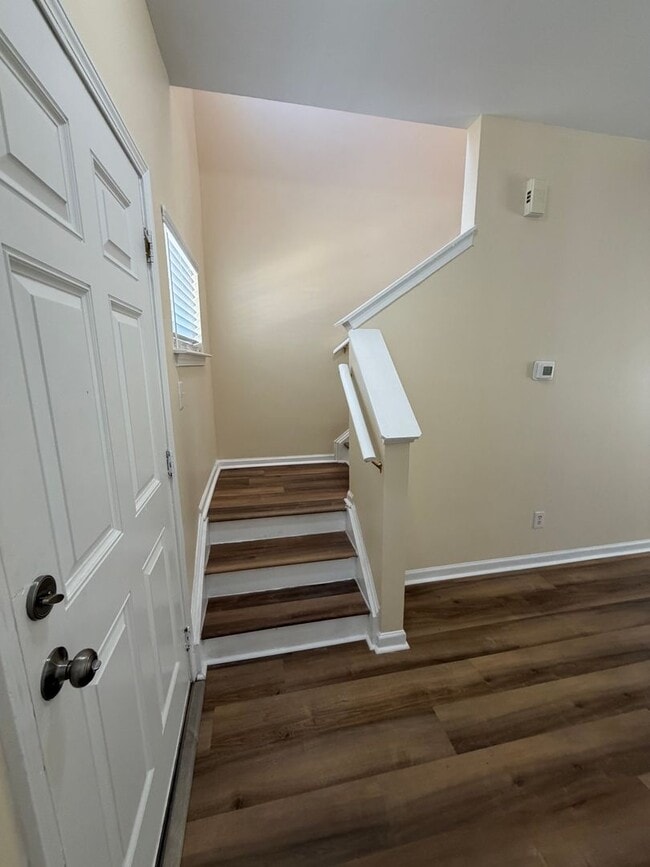 Building Photo - Exclusively Offered by Muse Realty Rentals, LLC