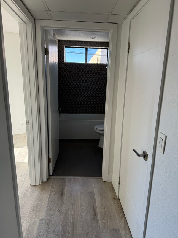 Building Photo - 11040 Hesby St