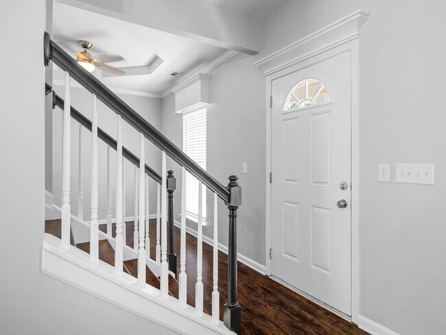 Building Photo - Charming 3BR 2-1/2 Bath in Spartanburg – Spacious Layout, NO APPLICATION FEE if APPROVED