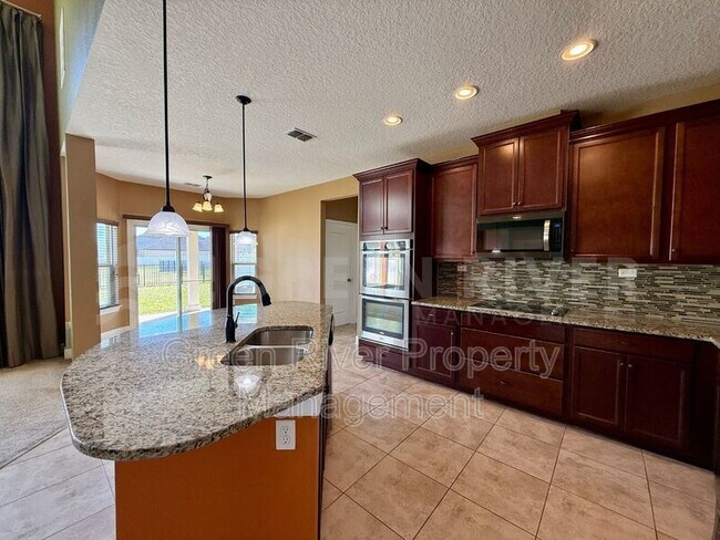 Building Photo - 4019 Cormorant Ln