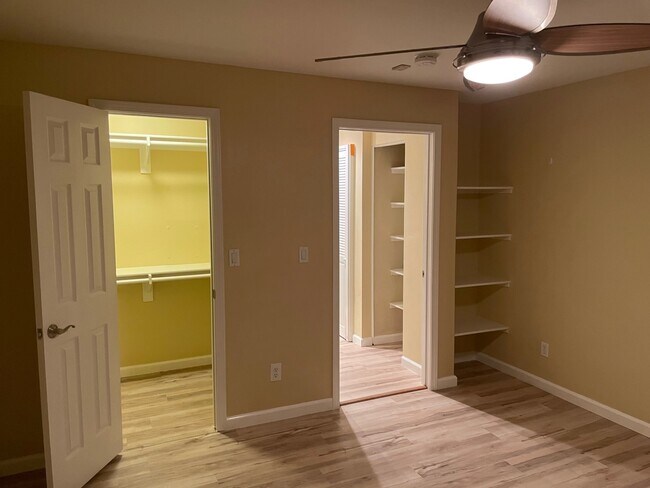Building Photo - 5055 Collwood Blvd