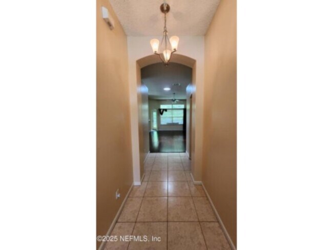 Building Photo - 3/2 in St. Johns County