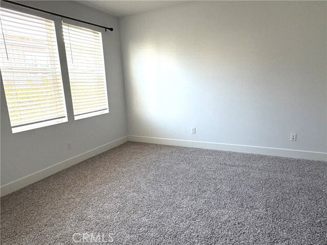 Building Photo - 12 Empire Dr