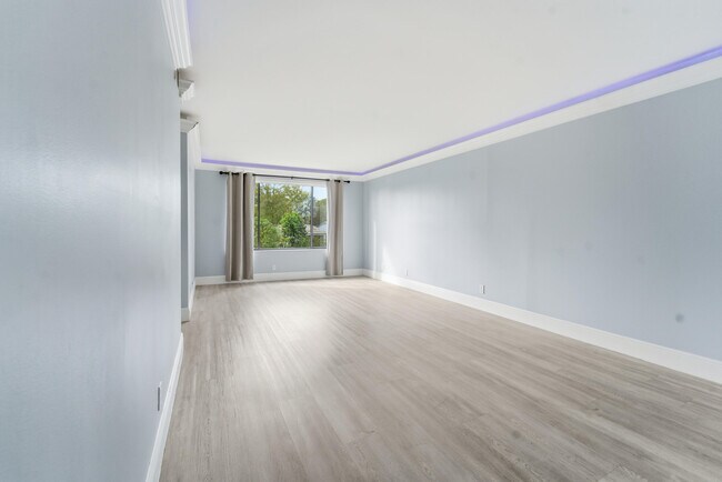 Building Photo - 11477 NW 39th Ct