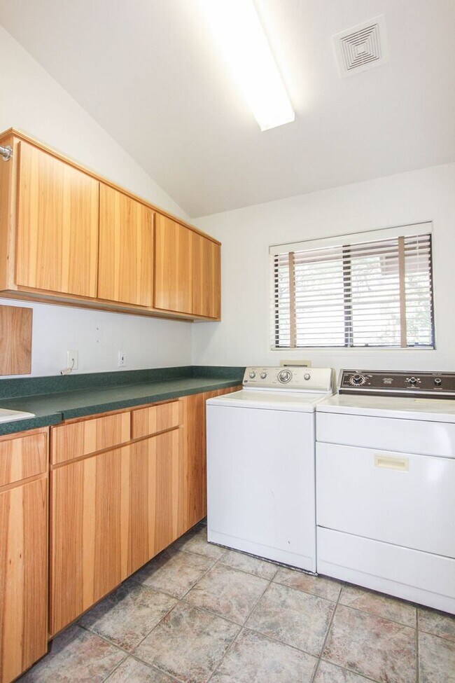 Building Photo - Cathedral Pines Three Bedroom Home