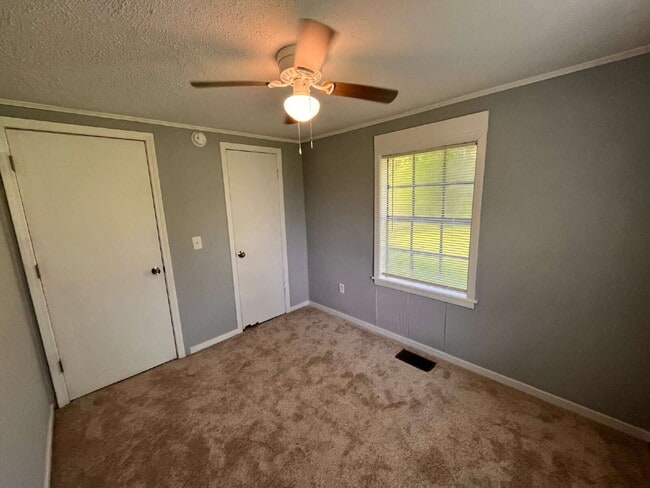 Building Photo - Cozy 3BR Rental in Pearl, MS – Spacious Ya...