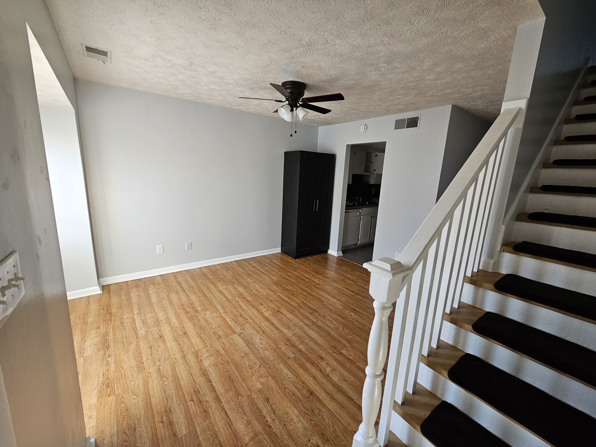 Living Room - 5558 New Colony Dr