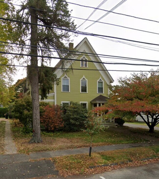 Building Photo - 206 South St