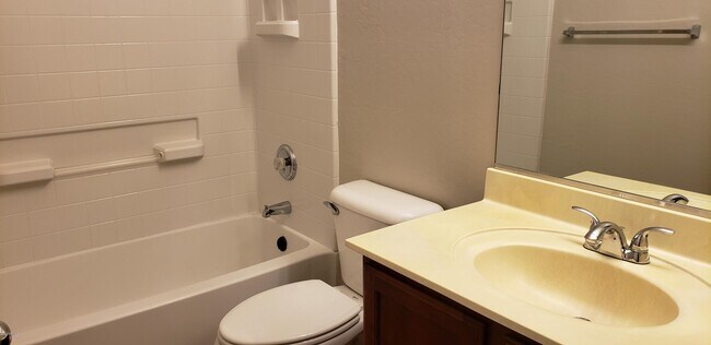 Building Photo - 44326 Caven Dr