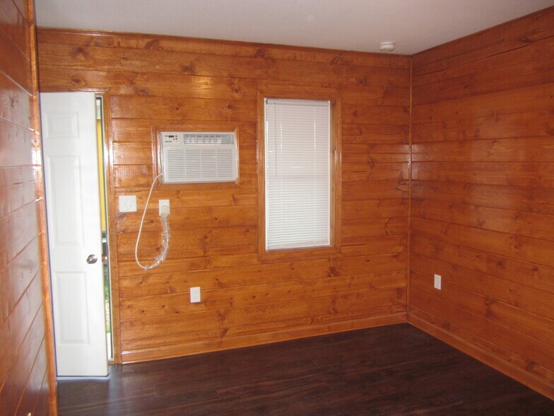 Building Photo - 15091 Fort Campbell Blvd