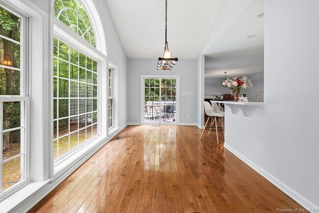 Building Photo - 9388 Ottoway Ct
