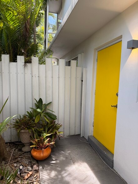 Private Entrance to Unit - 630 NE 37th St