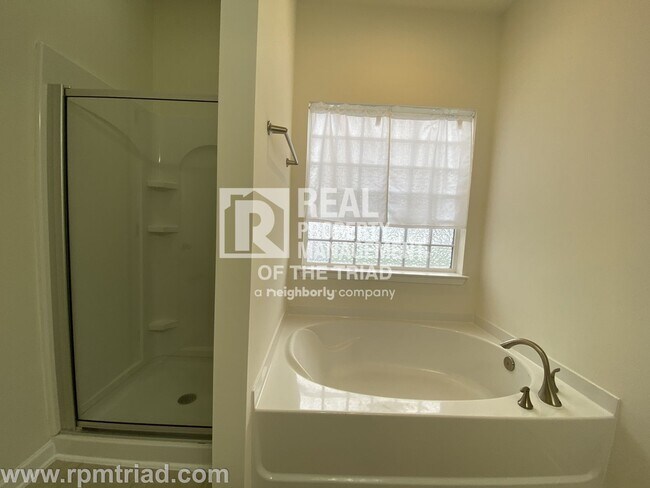 Building Photo - 4539 Deighton Ct