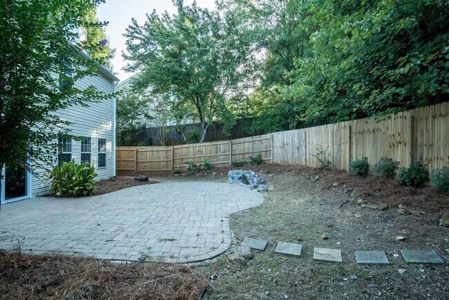 Building Photo - 1078 River Plantation Dr