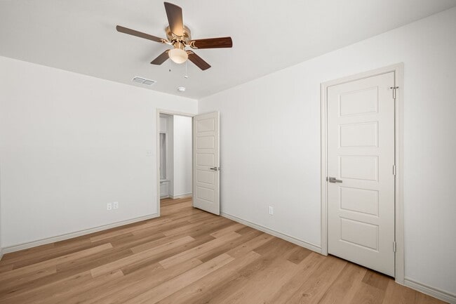 Building Photo - Country Living In Idalou ISD!